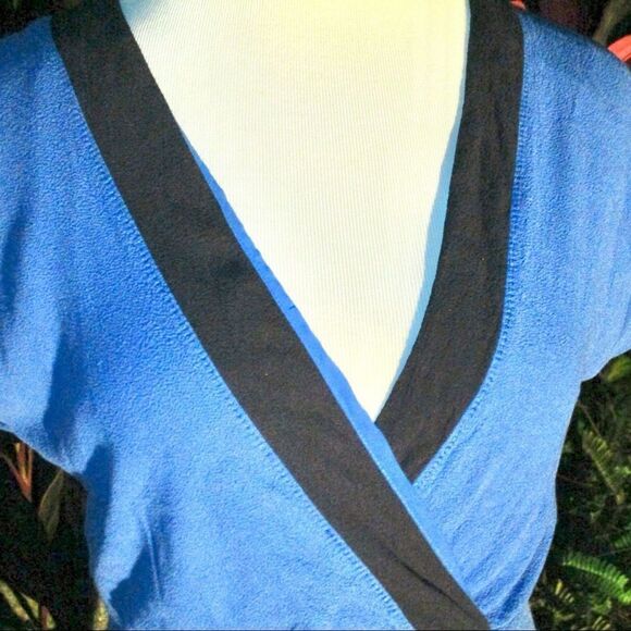 🍍3/$15🍍 J. Crew Surplice Dress - Picture 2 of 6